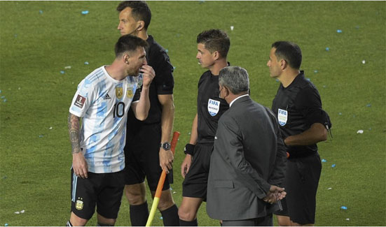Suspenden por tiempo indeterminado a árbitros del partido Argentina-Brasil