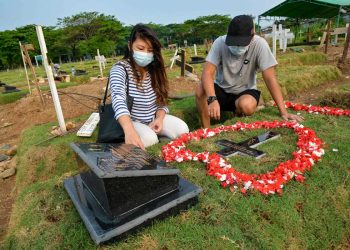 Los niños, las ‘víctimas olvidadas’ del COVID-19 en Indonesia