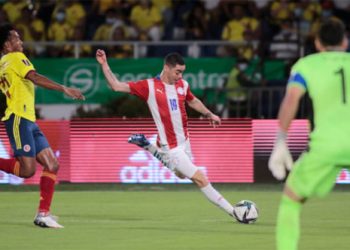 Colombia cede empate sin goles ante Paraguay y tambalea rumbo a Qatar-2022