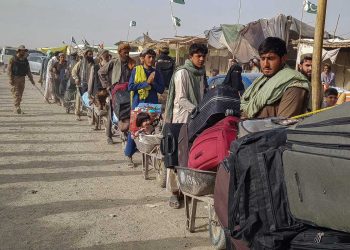La ONU pide a los países que prohíban la expulsión de afganos