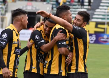 El Tigre sufre, gana con lo justo y es líder por ahora