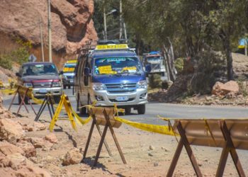 Restablecen tráfico vehicular en la ruta hacia Mallasa; limpieza continuará por dos semanas