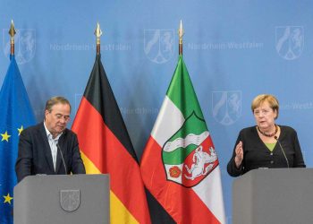 Decidido apoyo de Merkel a Laschet en el parlamento de Alemania