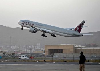 Unas 200 personas evacuadas de Kabul en el primer vuelo tras retirada de EEUU