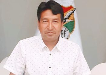 Edwin Callapino: ‘El G-6 no es demócrata; no deja cumplir una gestión’