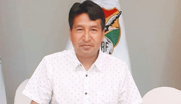 Edwin Callapino: ‘El G-6 no es demócrata; no deja cumplir una gestión’