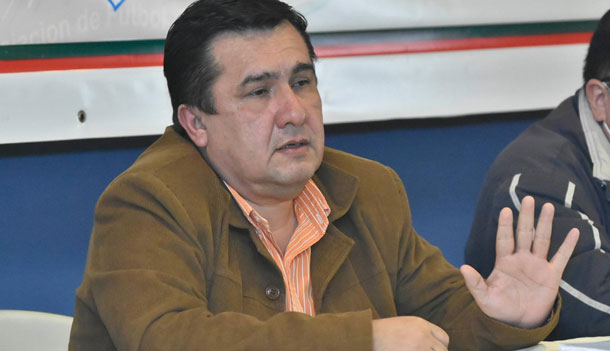 Blanco presenta un plan de trabajo con una exposición contradictoria
