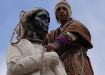 Tras ataque a estatua de Colón, embajador español sugiere un debate sobre identidad