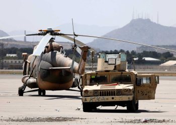 En el aeropuerto de Kabul, los últimos vestigios de los 20 años de presencia estadounidense