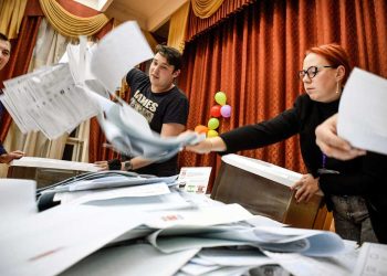 UE condena intimidaciones y falta de observadores creíbles en elecciones en Rusia
