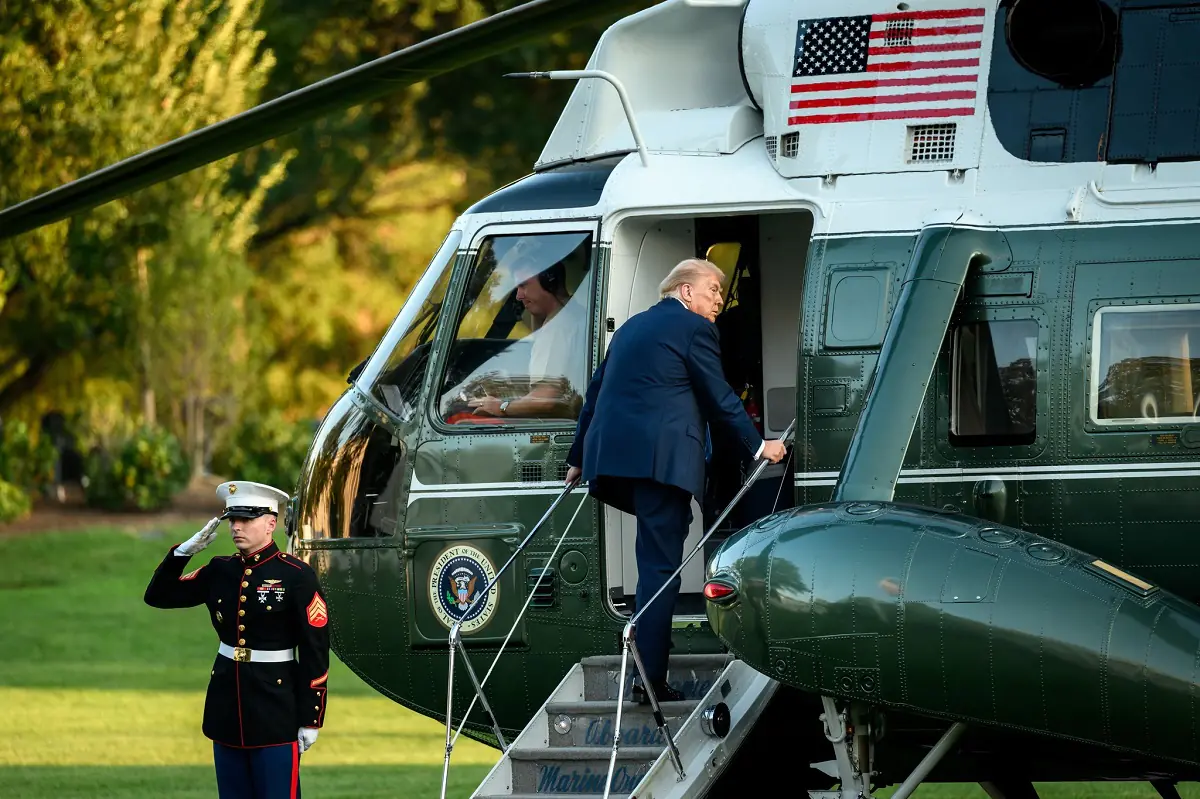 Trump abandona la Casa Blanca para su viaje a Asia/Casa Blanca
