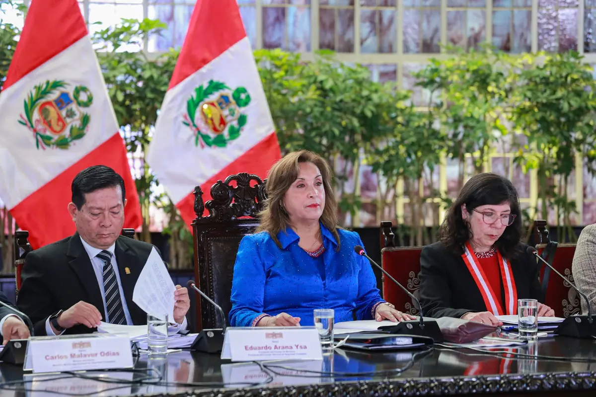 La acusan de no solucionar la crisis de seguridad/Presidencia del Perú