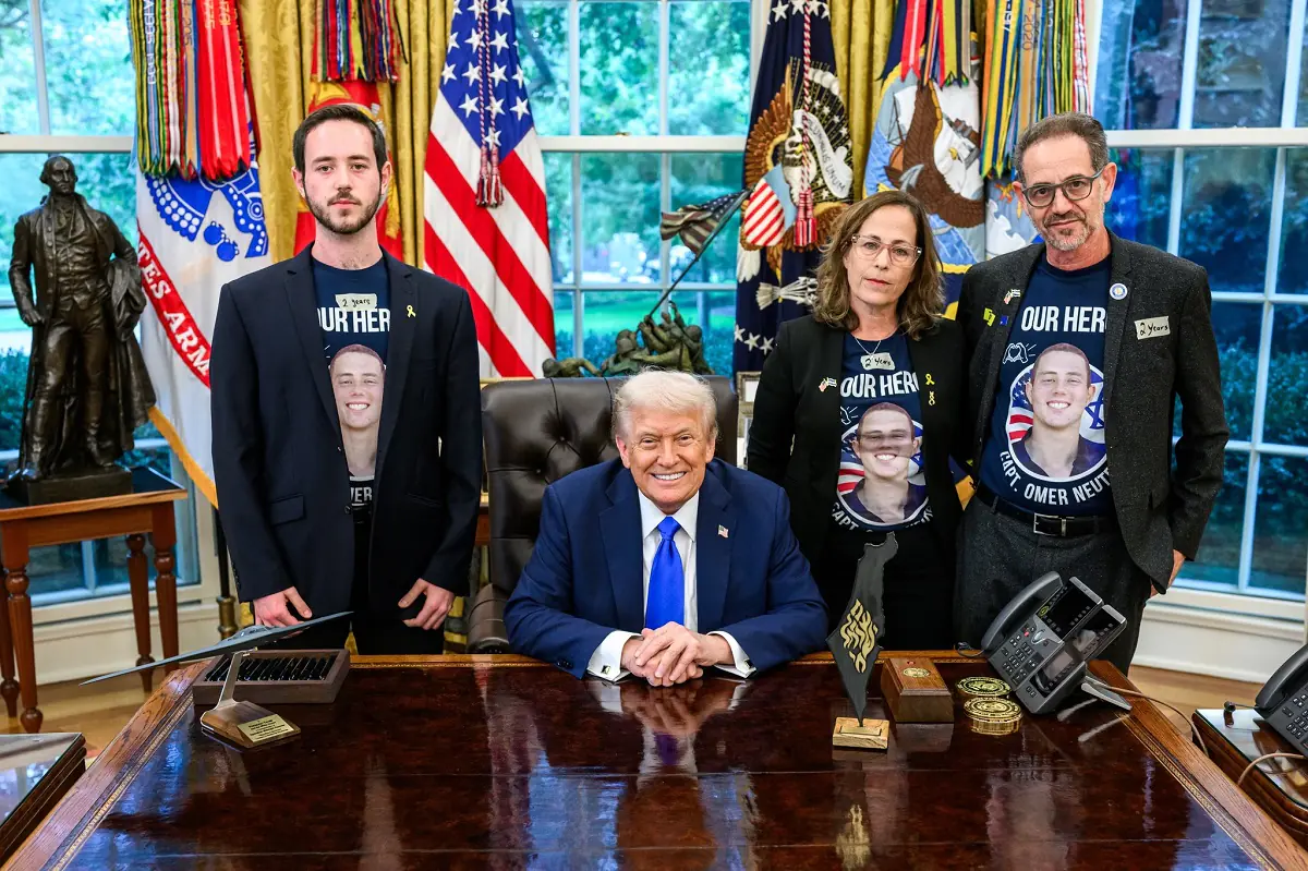 Trump se reunió el lunes con familiares de rehenes en Gaza/The White House
