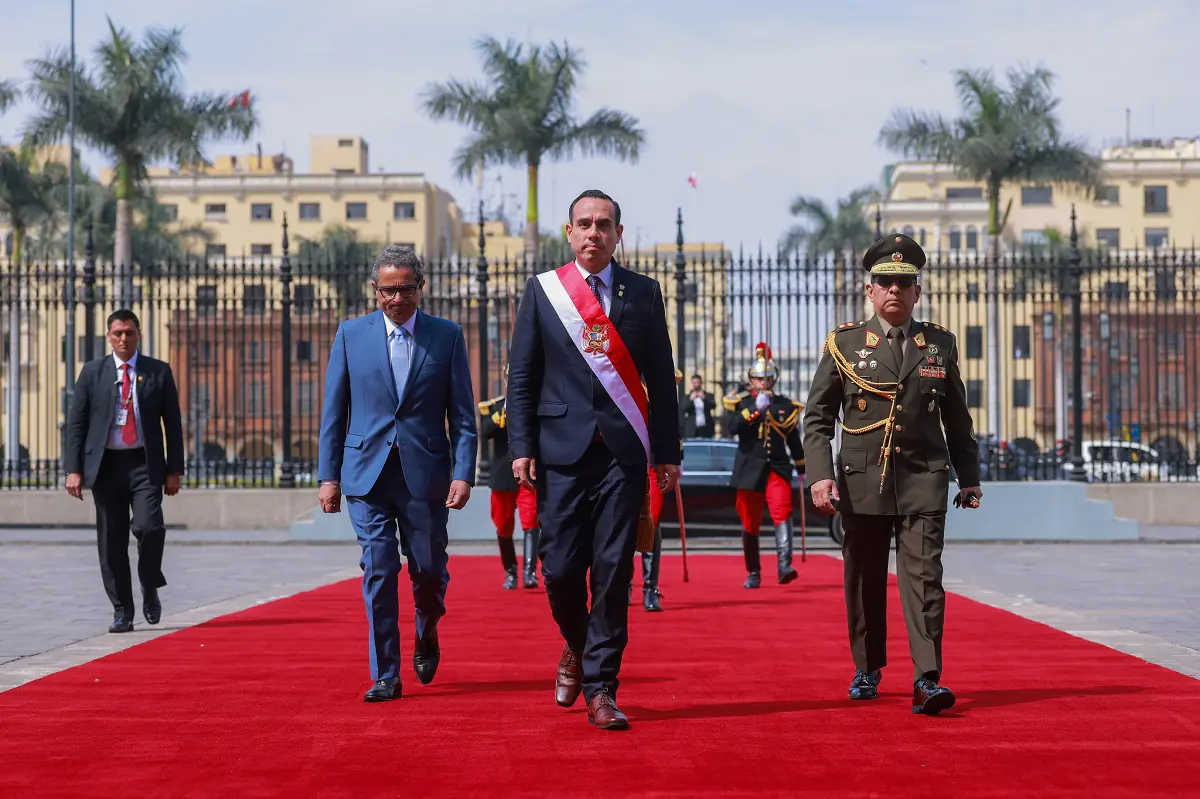 El presidente de Perú, José Jerí llega al palacio de gobierno/Presidencia de Perú