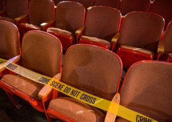Broadway reabre en septiembre, pero la obra teatral más antigua de Nueva York ya está de vuelta