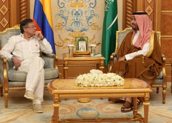 Finalmente Gustavo Petro pudo continuar su viaje a Arabia Saudita/RRSSPetro