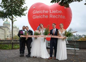Suiza dice sí al matrimonio homosexual en un referéndum