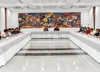 El presidente Luis Arce califica de fructífera la reunión con la dirigencia gremial