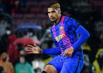 El Barça empata 0-0 con el Benfica y se jugará los octavos de Champions ante el Bayern
