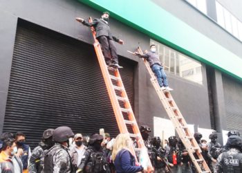 Ante protestas, el BNB reporta que más de 50 órdenes de retención de fondos pesan sobre Cotel