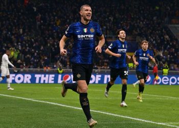 El Inter gana 2-0 al Shakhtar y tiene los octavos de Liga de Campeones a tiro
