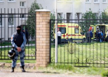 Al menos 7 muertos en un tiroteo en una escuela de Rusia