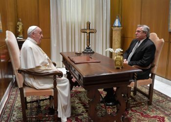 El Papa recibió en el Vaticano al presidente argentino Alberto Fernández
