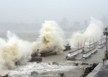 El ciclón Tauktae llega a India en plena crisis por el COVID-19