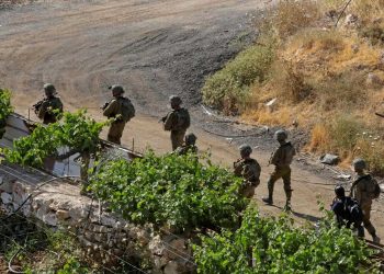 En Cisjordania ocupada, los palestinos claman ‘resistencia’