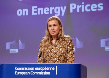 La Unión Europea presenta sus armas para enfrentar alza en precios de la energía