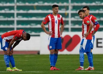Paraguay apela al cambio de DT en su desesperación por llegar al Mundial