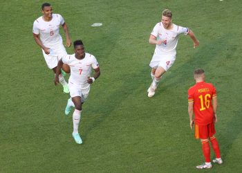 Suiza y Gales se reparten los puntos en su debut en Eurocopa