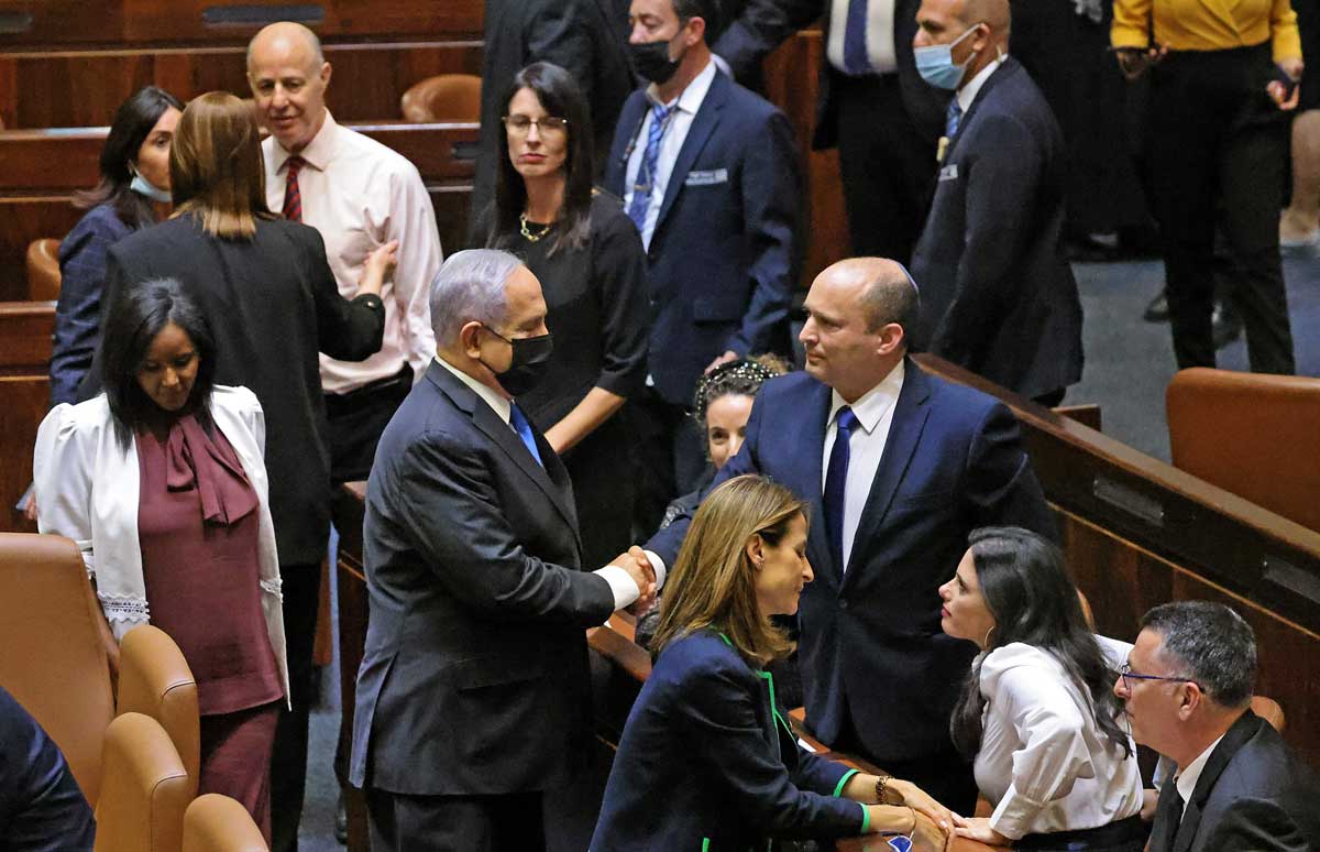 Israel pasa la página Netanyahu y entroniza a Bennet como jefe de gobierno