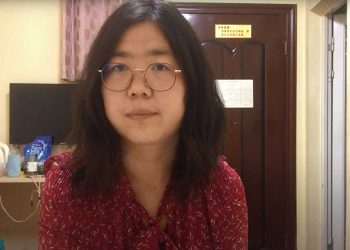 Periodista china encarcelada por cobertura del COVID-19 está al borde de la muerte