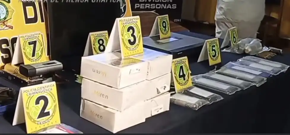 Elementos que fueron incautados al clan familiar delincuencial. FOTO: Captura