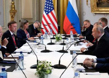 Putin califica de ‘constructiva’ su primera cumbre con Biden