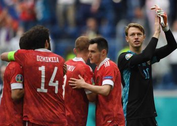 Rusia logra su primera victoria en la Eurocopa al ganar 1-0 a Finlandia