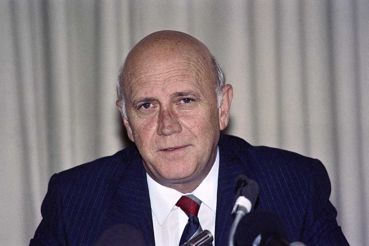 Murió el último presidente blanco de Sudáfrica, Frederik de Klerk
