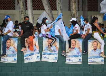 Campaña presidencial cierra en Honduras, con acusaciones de narcotráfico y corrupción