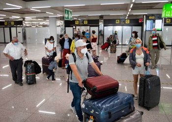El certificado sanitario europeo busca revivir los viajes en la UE