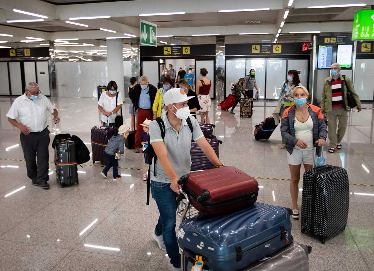 El certificado sanitario europeo busca revivir los viajes en la UE