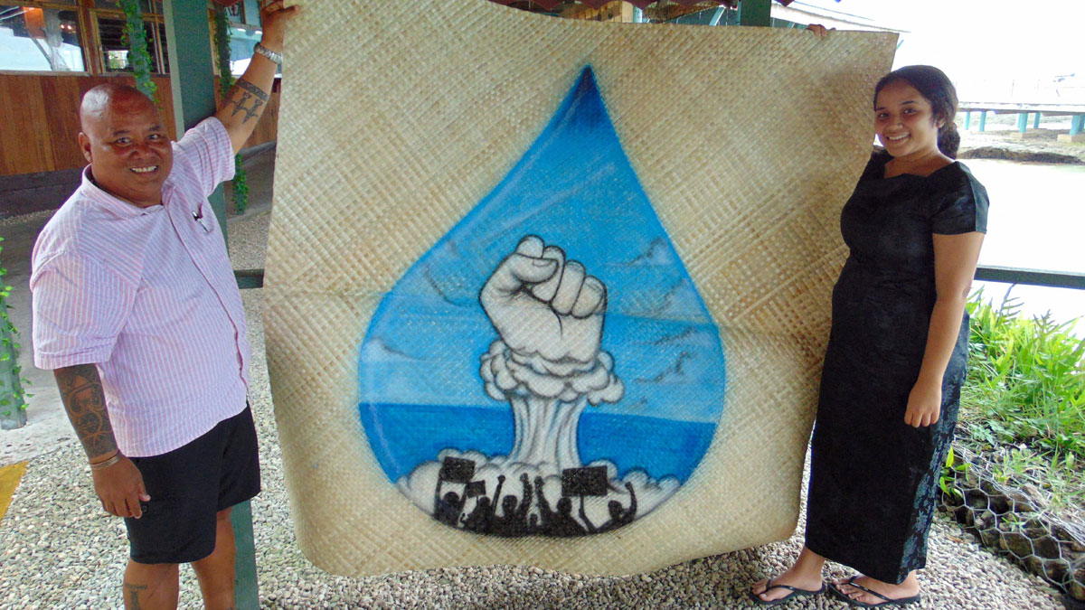 Una nueva generación protesta por el legado nuclear en el Pacífico 75 años después