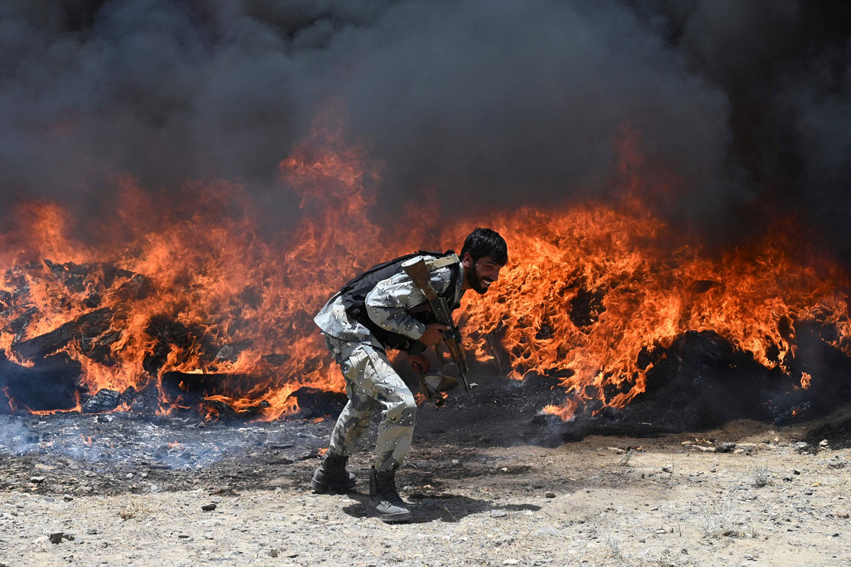 Los combates se intensifican en Afganistán ante la retirada de EEUU a finales de agosto
