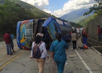 Accidente de tránsito en los Yungas deja seis fallecidos y 37 heridos