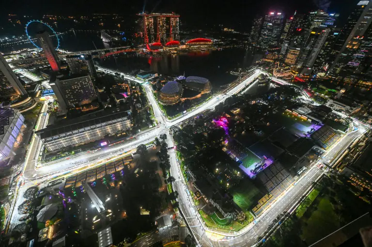Fórmula 1 declara por primera vez «calor extremo» en el GP de Singapur