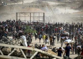 Los palestinos son obligados a salir de la Ciudad de Gaza/AFP