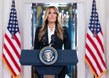 Melania Trump anunció el regreso de niños a Ucrania/AFP