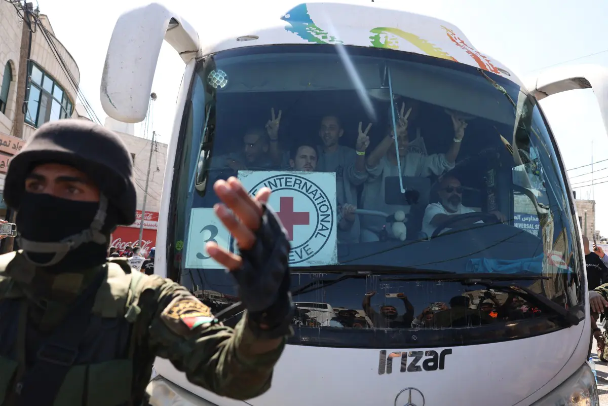 Los prisioneros palestinos llegan a Egipto/AFP