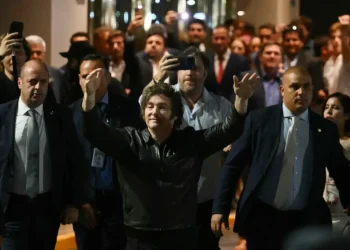 Ahora tendrá el respaldo en el legislativo/AFP