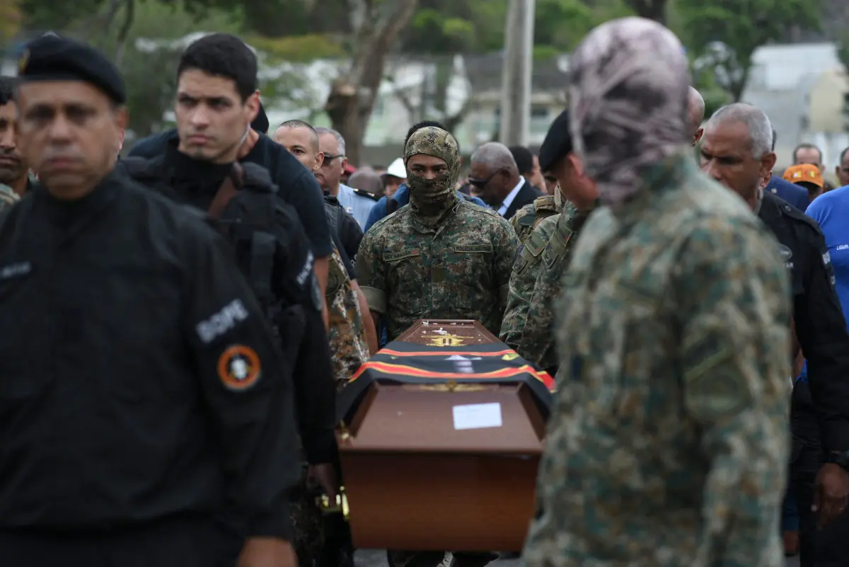Los policías muertos en Río fueron enterrados/AFP